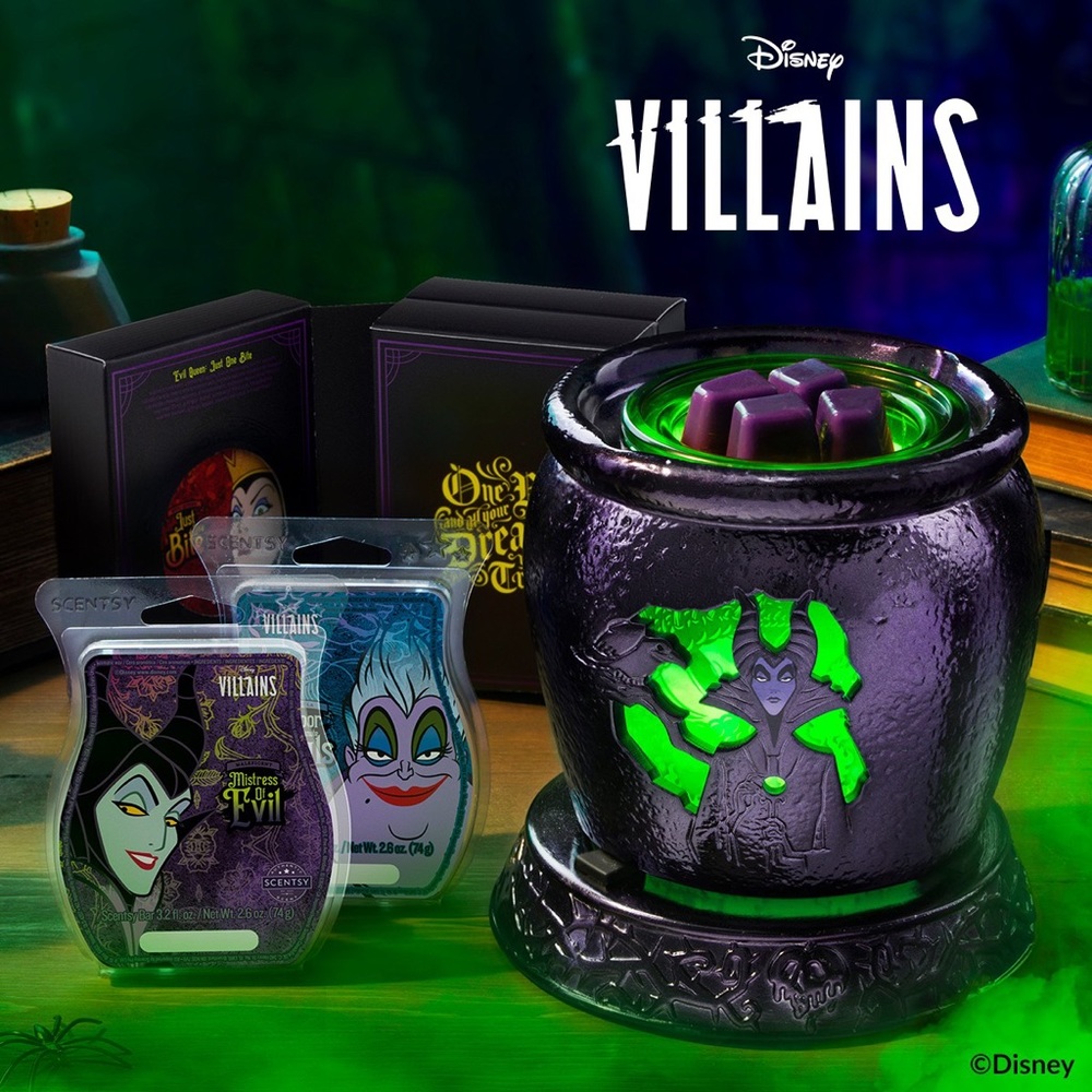 Scentsy Villians Warmer and 3 wax melts